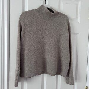 Everlane Cashmere Sweater